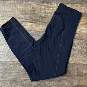 Athleta Salutation Capri Stash Pocket